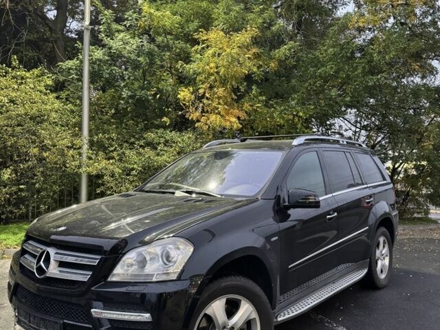 Черный Мерседес ГЛ-класс, объемом двигателя 3 л и пробегом 233 тыс. км за 16800 $, фото 3 на Automoto.ua
