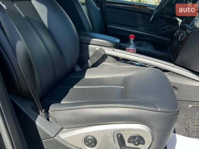 Черный Мерседес ГЛ-класс, объемом двигателя 2.99 л и пробегом 306 тыс. км за 18800 $, фото 14 на Automoto.ua