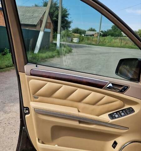 Черный Мерседес ГЛ-класс, объемом двигателя 3 л и пробегом 220 тыс. км за 18500 $, фото 5 на Automoto.ua