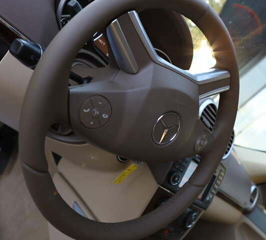 Черный Мерседес ГЛ-класс, объемом двигателя 2.99 л и пробегом 229 тыс. км за 17999 $, фото 78 на Automoto.ua