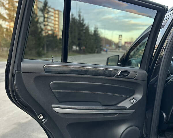 Чорний Мерседес ГЛ-Клас, об'ємом двигуна 2.99 л та пробігом 205 тис. км за 21999 $, фото 22 на Automoto.ua