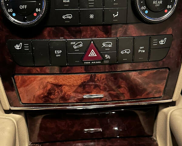 Черный Мерседес ГЛ-класс, объемом двигателя 2.99 л и пробегом 220 тыс. км за 19200 $, фото 16 на Automoto.ua