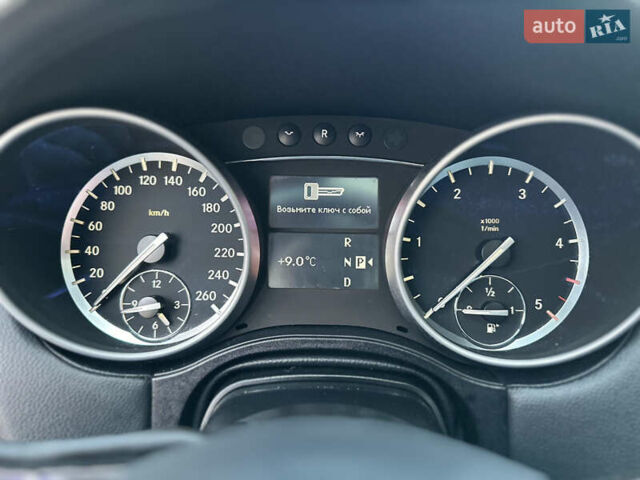 Чорний Мерседес ГЛ-Клас, об'ємом двигуна 2.99 л та пробігом 205 тис. км за 21999 $, фото 32 на Automoto.ua