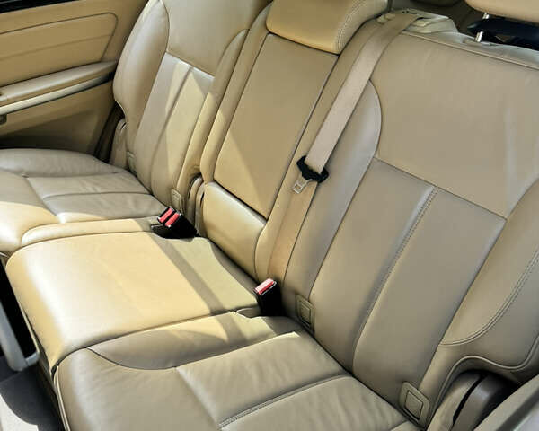 Черный Мерседес ГЛ-класс, объемом двигателя 5.46 л и пробегом 227 тыс. км за 21900 $, фото 33 на Automoto.ua