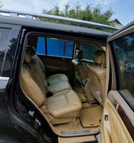 Черный Мерседес ГЛ-класс, объемом двигателя 3 л и пробегом 220 тыс. км за 18500 $, фото 2 на Automoto.ua