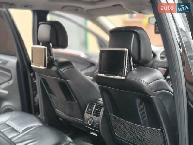 Чорний Мерседес ГЛ-Клас, об'ємом двигуна 5.46 л та пробігом 180 тис. км за 15300 $, фото 31 на Automoto.ua