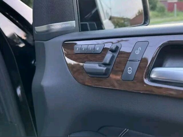 Чорний Мерседес ГЛ-Клас, об'ємом двигуна 5 л та пробігом 157 тис. км за 20999 $, фото 21 на Automoto.ua