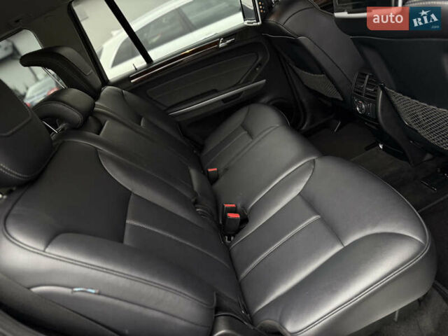 Чорний Мерседес ГЛ-Клас, об'ємом двигуна 2.99 л та пробігом 250 тис. км за 20500 $, фото 75 на Automoto.ua