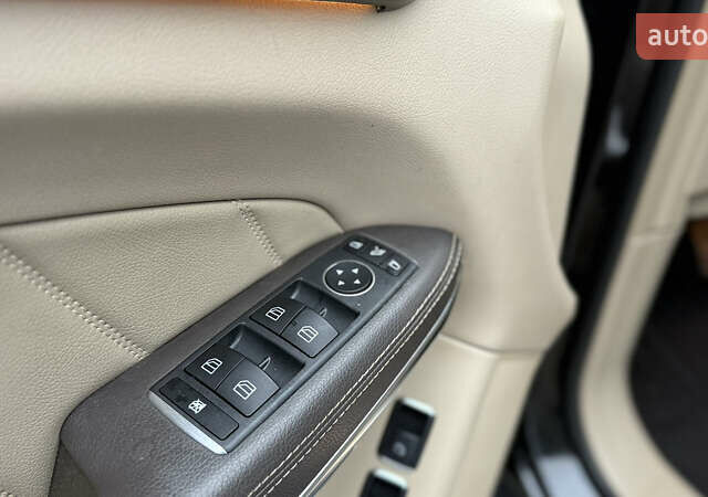 Черный Мерседес ГЛ-класс, объемом двигателя 3 л и пробегом 255 тыс. км за 22950 $, фото 30 на Automoto.ua