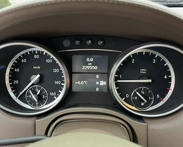 Чорний Мерседес ГЛ-Клас, об'ємом двигуна 2.99 л та пробігом 240 тис. км за 19700 $, фото 23 на Automoto.ua