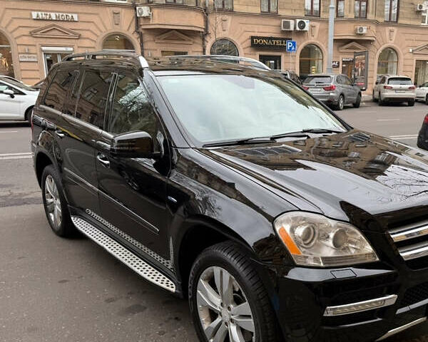 Черный Мерседес ГЛ-класс, объемом двигателя 3 л и пробегом 219 тыс. км за 15000 $, фото 9 на Automoto.ua
