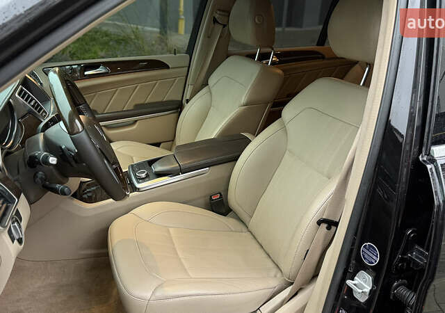 Черный Мерседес ГЛ-класс, объемом двигателя 3 л и пробегом 255 тыс. км за 22950 $, фото 37 на Automoto.ua