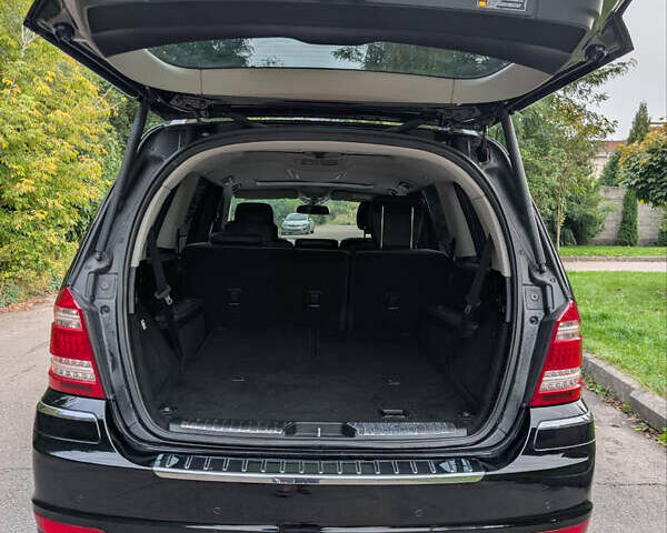 Черный Мерседес ГЛ-класс, объемом двигателя 3 л и пробегом 261 тыс. км за 20500 $, фото 18 на Automoto.ua