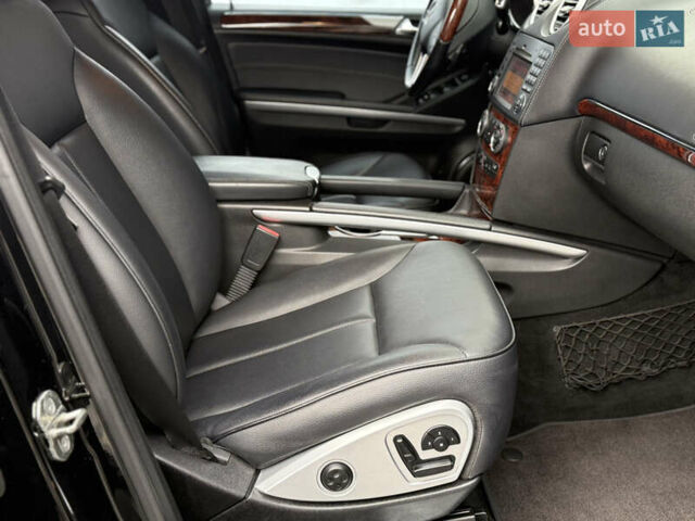 Чорний Мерседес ГЛ-Клас, об'ємом двигуна 2.99 л та пробігом 250 тис. км за 20500 $, фото 55 на Automoto.ua