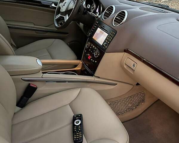 Черный Мерседес ГЛ-класс, объемом двигателя 2.99 л и пробегом 182 тыс. км за 21000 $, фото 13 на Automoto.ua