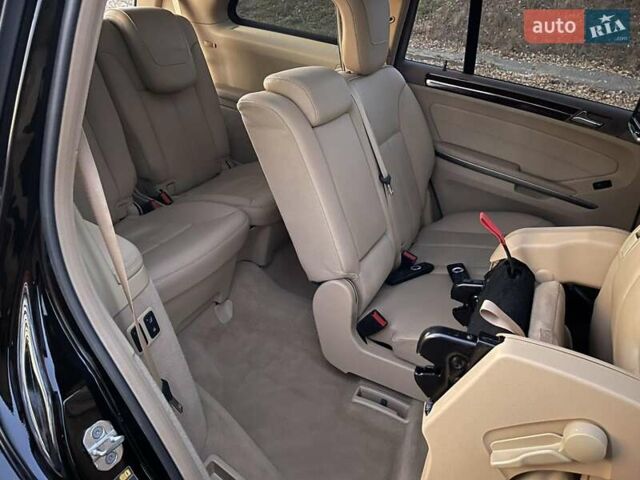 Черный Мерседес ГЛ-класс, объемом двигателя 2.99 л и пробегом 182 тыс. км за 21000 $, фото 19 на Automoto.ua