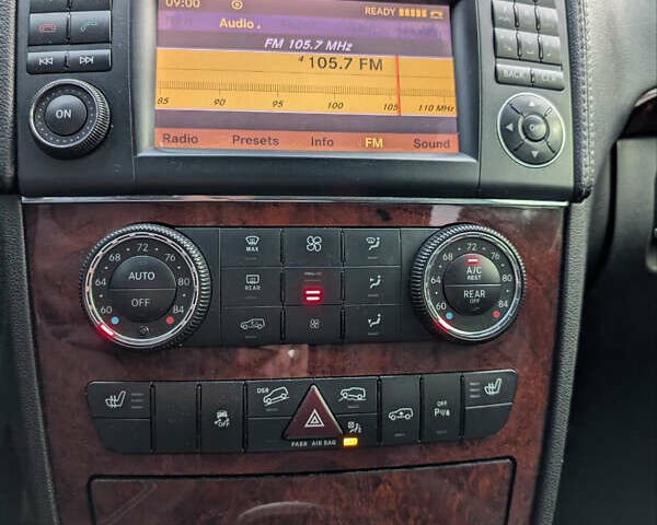 Черный Мерседес ГЛ-класс, объемом двигателя 3 л и пробегом 261 тыс. км за 20500 $, фото 5 на Automoto.ua