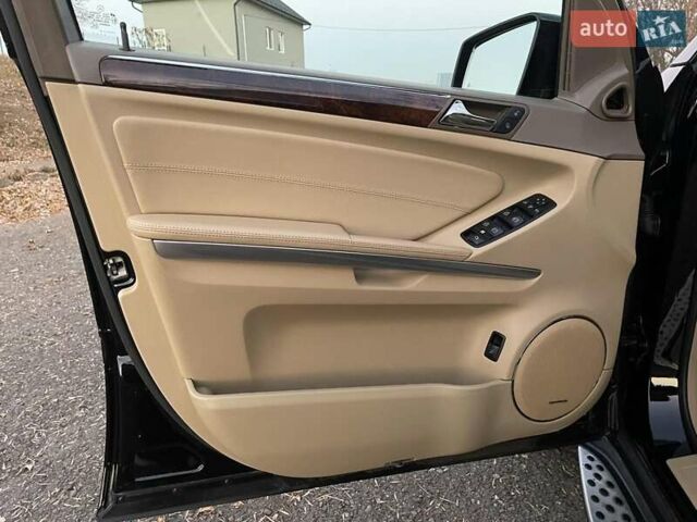 Черный Мерседес ГЛ-класс, объемом двигателя 2.99 л и пробегом 182 тыс. км за 21000 $, фото 5 на Automoto.ua