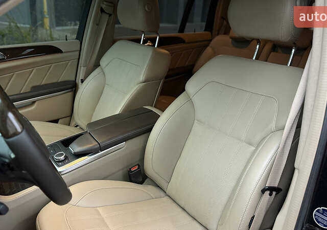 Черный Мерседес ГЛ-класс, объемом двигателя 3 л и пробегом 255 тыс. км за 22950 $, фото 35 на Automoto.ua