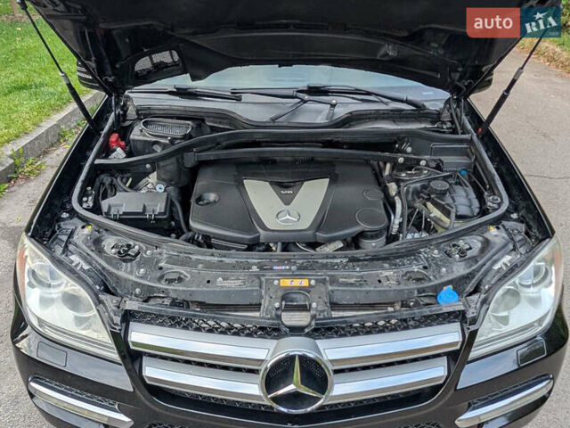 Черный Мерседес ГЛ-класс, объемом двигателя 3 л и пробегом 261 тыс. км за 20500 $, фото 6 на Automoto.ua