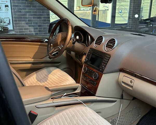 Черный Мерседес ГЛ-класс, объемом двигателя 2.99 л и пробегом 230 тыс. км за 20800 $, фото 19 на Automoto.ua