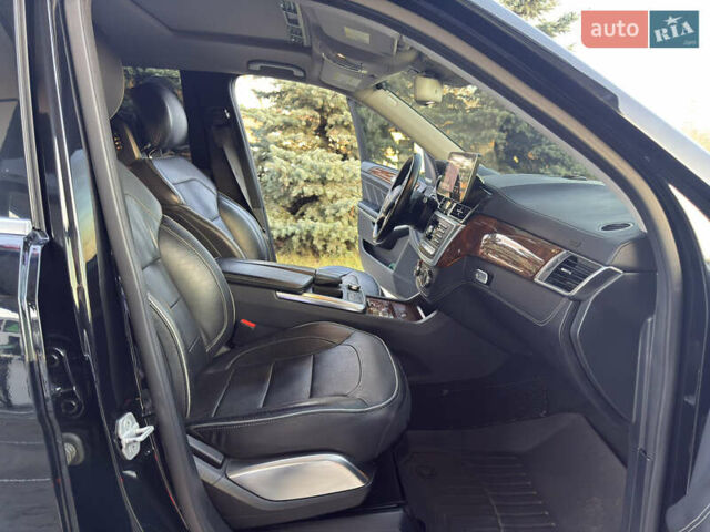 Черный Мерседес ГЛ-класс, объемом двигателя 4.66 л и пробегом 151 тыс. км за 24500 $, фото 7 на Automoto.ua