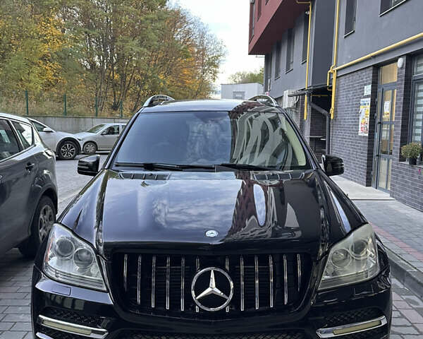 Черный Мерседес ГЛ-класс, объемом двигателя 2.99 л и пробегом 230 тыс. км за 20800 $, фото 1 на Automoto.ua