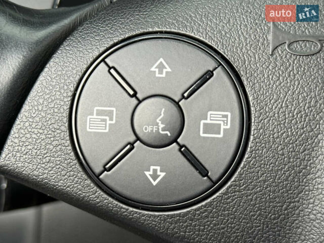 Чорний Мерседес ГЛ-Клас, об'ємом двигуна 2.99 л та пробігом 250 тис. км за 20500 $, фото 70 на Automoto.ua