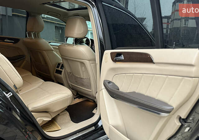 Черный Мерседес ГЛ-класс, объемом двигателя 3 л и пробегом 255 тыс. км за 22950 $, фото 42 на Automoto.ua