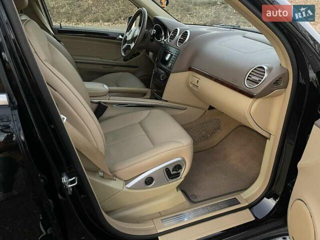 Черный Мерседес ГЛ-класс, объемом двигателя 2.99 л и пробегом 182 тыс. км за 21000 $, фото 37 на Automoto.ua