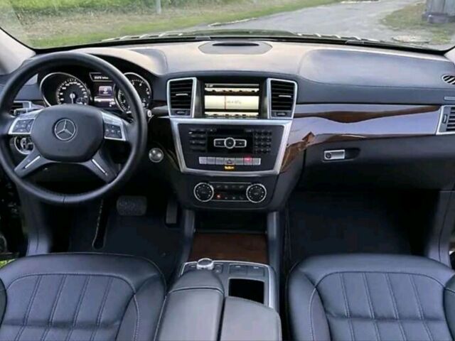 Чорний Мерседес ГЛ-Клас, об'ємом двигуна 5 л та пробігом 157 тис. км за 20999 $, фото 19 на Automoto.ua