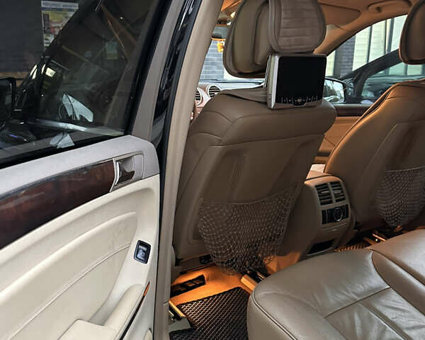 Черный Мерседес ГЛ-класс, объемом двигателя 2.99 л и пробегом 230 тыс. км за 20800 $, фото 13 на Automoto.ua