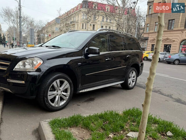 Черный Мерседес ГЛ-класс, объемом двигателя 3 л и пробегом 219 тыс. км за 15000 $, фото 10 на Automoto.ua