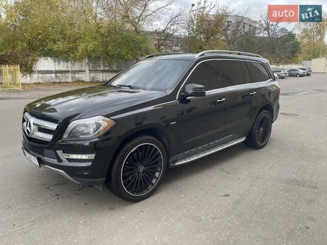 Мерседес ГЛ-класс 2013 в Ровно на Automoto.ua Черный Мерседес ГЛ-класс, объемом двигателя 2.99 л и пробегом 240 тыс. км за 25700 $, фото 68 на Automoto.ua