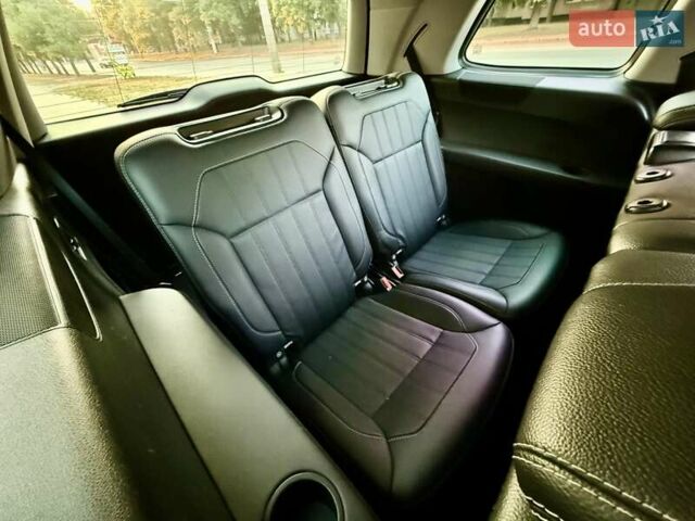 Черный Мерседес ГЛ-класс, объемом двигателя 3 л и пробегом 208 тыс. км за 26800 $, фото 62 на Automoto.ua