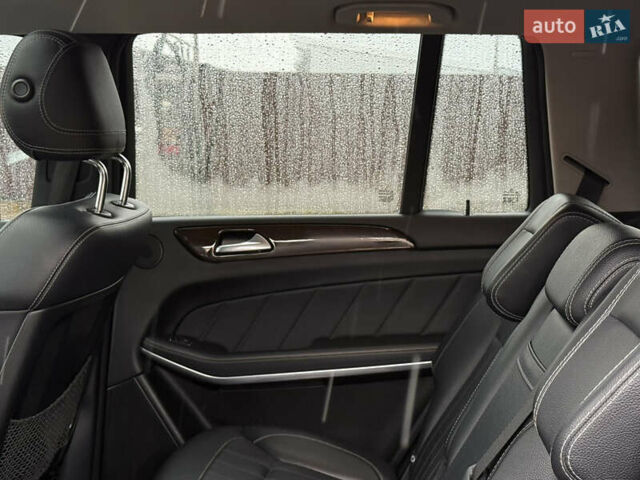 Черный Мерседес ГЛ-класс, объемом двигателя 3 л и пробегом 160 тыс. км за 23500 $, фото 17 на Automoto.ua