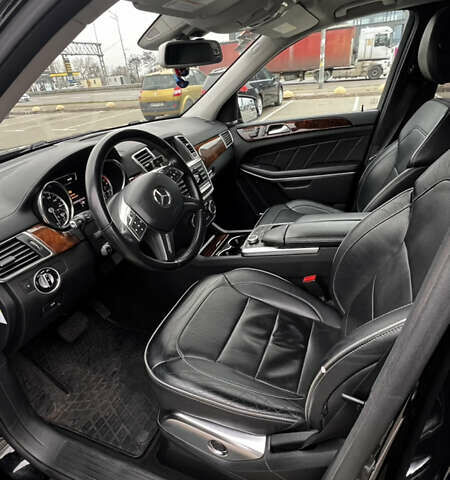 Чорний Мерседес ГЛ-Клас, об'ємом двигуна 2.99 л та пробігом 255 тис. км за 29900 $, фото 15 на Automoto.ua