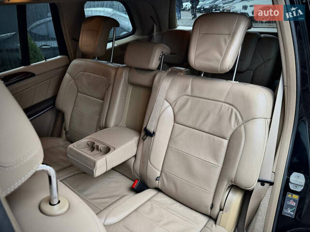 Черный Мерседес ГЛ-класс, объемом двигателя 4.7 л и пробегом 160 тыс. км за 16500 $, фото 9 на Automoto.ua