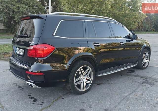 Чорний Мерседес ГЛ-Клас, об'ємом двигуна 4.66 л та пробігом 249 тис. км за 26499 $, фото 7 на Automoto.ua