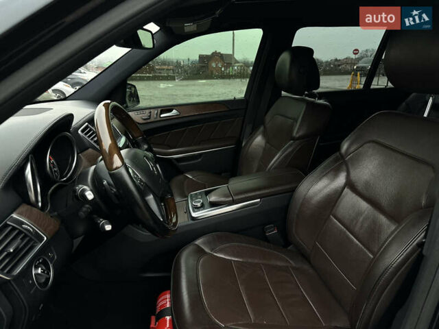 Черный Мерседес ГЛ-класс, объемом двигателя 4.66 л и пробегом 199 тыс. км за 24400 $, фото 16 на Automoto.ua