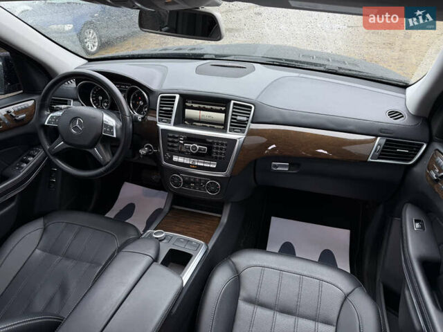 Черный Мерседес ГЛ-класс, объемом двигателя 3 л и пробегом 160 тыс. км за 23500 $, фото 20 на Automoto.ua