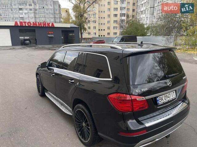 Мерседес ГЛ-класс 2013 в Ровно на Automoto.ua Черный Мерседес ГЛ-класс, объемом двигателя 2.99 л и пробегом 240 тыс. км за 25700 $, фото 57 на Automoto.ua