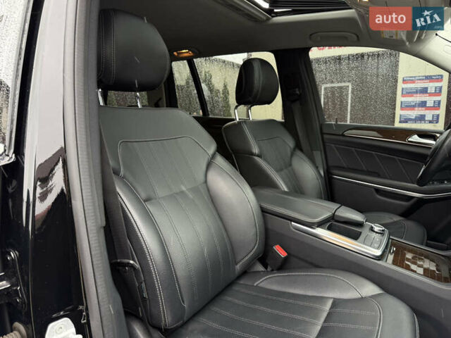 Черный Мерседес ГЛ-класс, объемом двигателя 3 л и пробегом 160 тыс. км за 23500 $, фото 2 на Automoto.ua