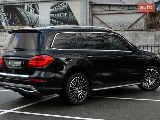 Чорний Мерседес ГЛ-Клас, об'ємом двигуна 3 л та пробігом 240 тис. км за 26999 $, фото 11 на Automoto.ua