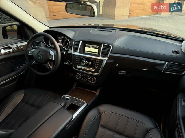 Черный Мерседес ГЛ-класс, объемом двигателя 2.99 л и пробегом 266 тыс. км за 23800 $, фото 50 на Automoto.ua