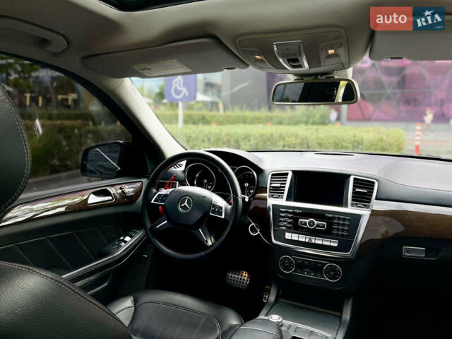 Мерседес ГЛ-Клас 2013 у Києві на Automoto.ua Чорний Мерседес ГЛ-Клас, об'ємом двигуна 4.66 л та пробігом 280 тис. км за 19500 $, фото 35 на Automoto.ua