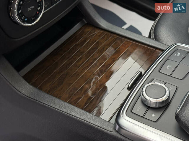 Черный Мерседес ГЛ-класс, объемом двигателя 3 л и пробегом 160 тыс. км за 23500 $, фото 9 на Automoto.ua