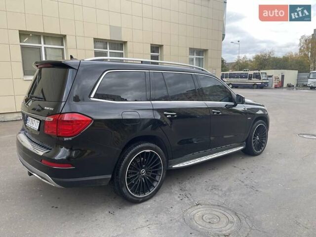 Мерседес ГЛ-класс 2013 в Ровно на Automoto.ua Черный Мерседес ГЛ-класс, объемом двигателя 2.99 л и пробегом 240 тыс. км за 25700 $, фото 63 на Automoto.ua