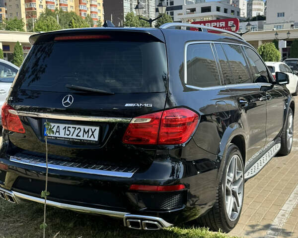 Черный Мерседес ГЛ-класс, объемом двигателя 4.7 л и пробегом 212 тыс. км за 19000 $, фото 6 на Automoto.ua