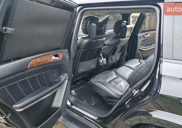 Черный Мерседес ГЛ-класс, объемом двигателя 4.66 л и пробегом 285 тыс. км за 29999 $, фото 38 на Automoto.ua